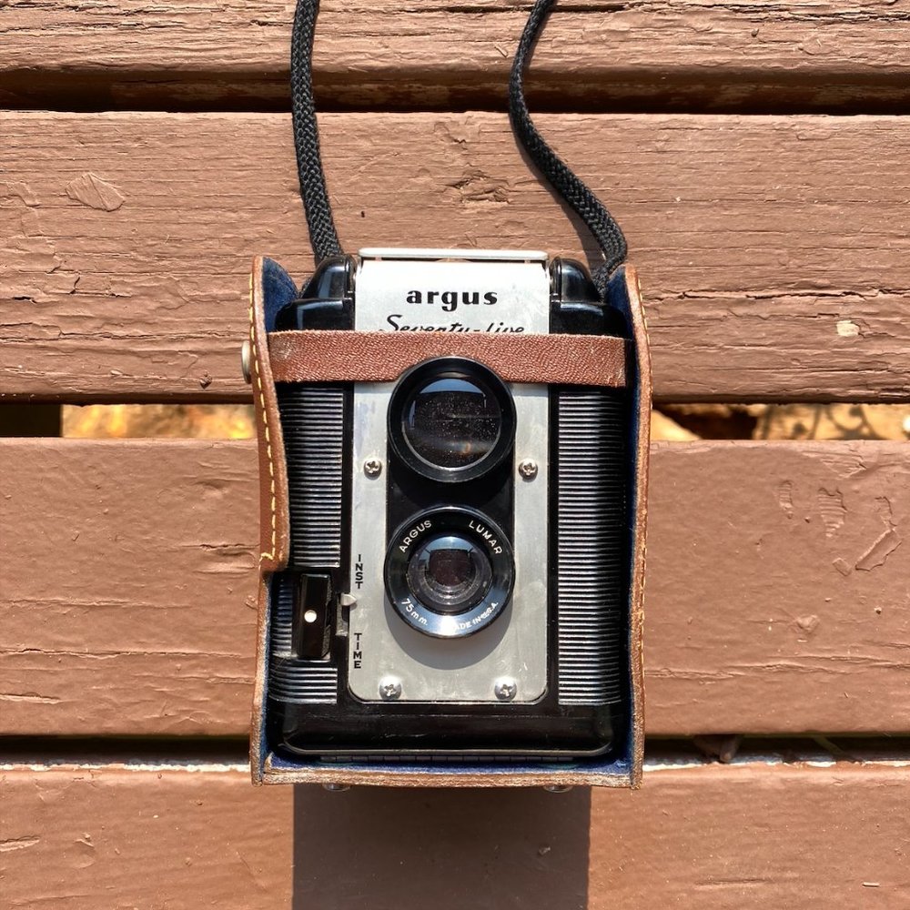 VINTAGE ARGUS Seventy-Five 1950s Film Camera